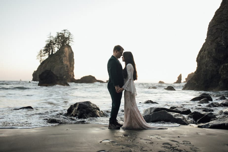 Olympic National park elopement on Second Beach in Washington state