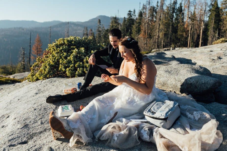 Bride and groom share a picnic during their Sequoia & Kings Canyon National Park elopement.