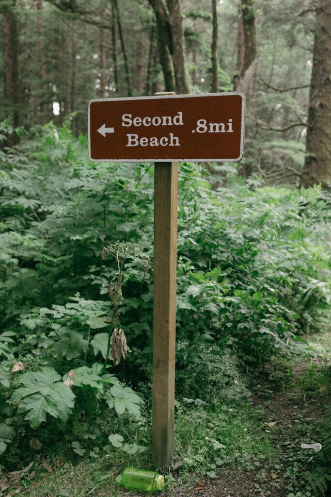 Second Beach sign on the trail in La Push, Washington